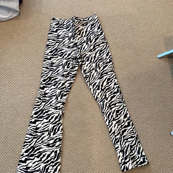 MOTEL ROCKS ZEBRA JEANS - Picture 2 of 2